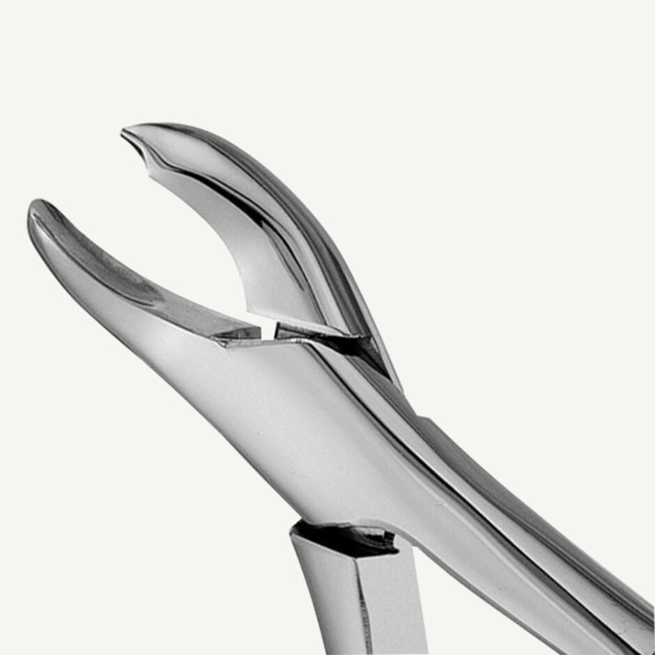18L Upper Molar Forceps Thumb Hook