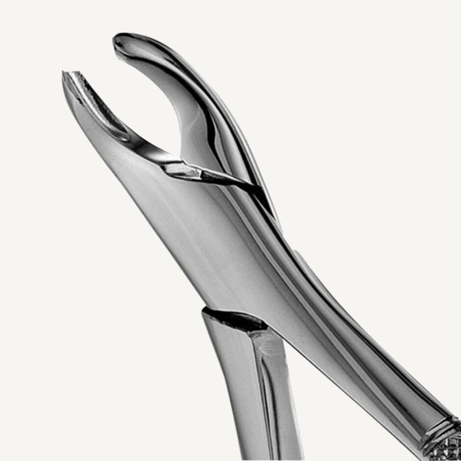 18R Upper Molar Forceps Thumb Hook